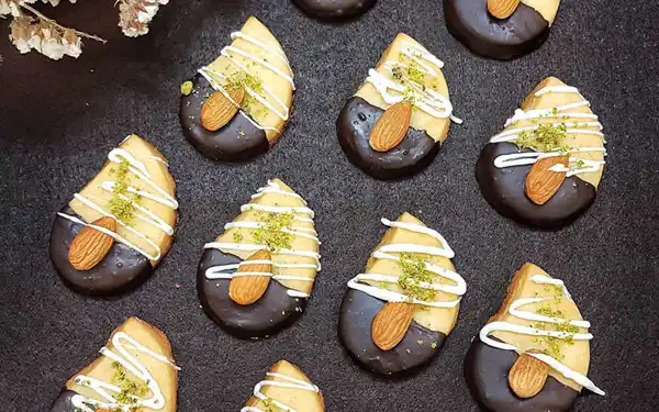 شیرینی مدل اشکی + شیرینی اشکی از سادهترین دستورهای پخت در دنیای شیرینیپزی