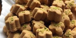 طرز تهیه شیرینی نخودچی ساده خونگی با طعمی بی نظیر