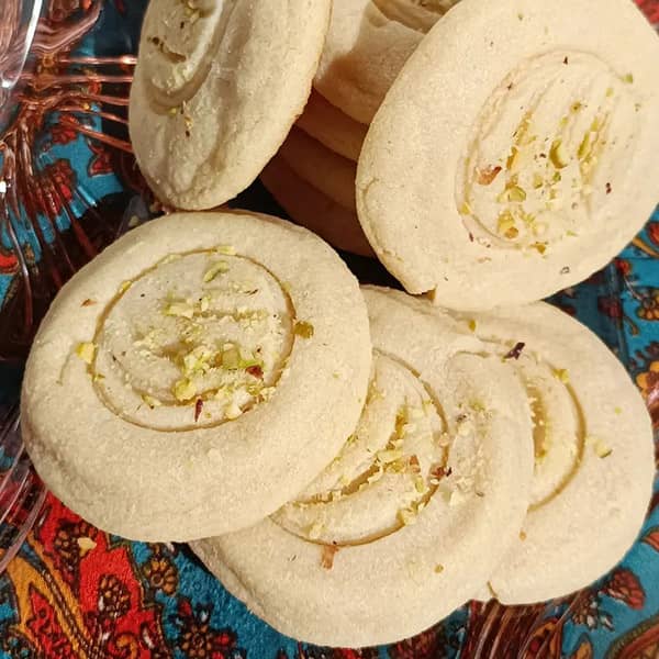 طرز تهیه شیرینی زنجبیلی با روغن مایع طرز تهیه کلوچه زنجبیلی با خمیر مایه شیرینی زنجبیلی عید شیرینی زنجبیلی با ارد گندم شیرینی زنجبیلی ماکو شیرینی زنجبیلی کرمانی