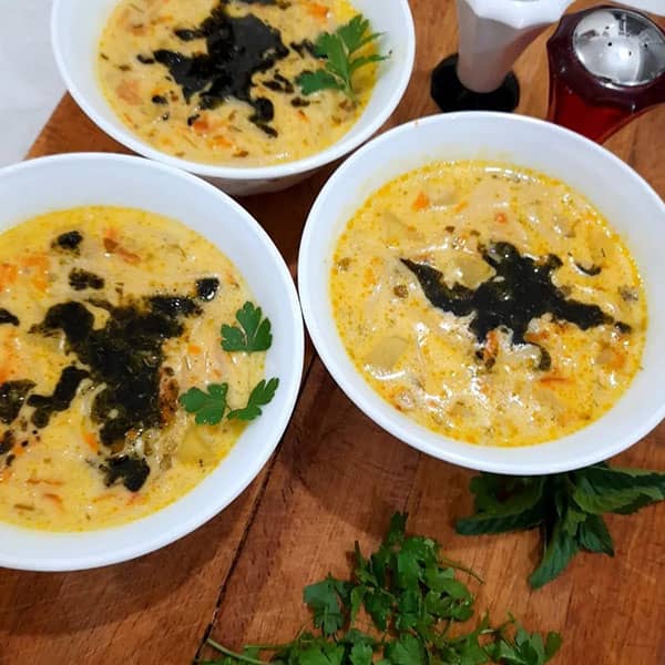 طرز تهیه سوپ ماست