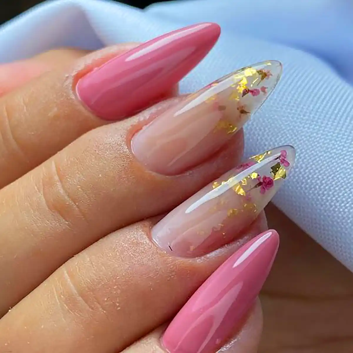 طرح ناخن کوارتز صورتی
