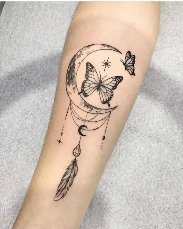 تاتو دخترانه خفن + نماد ظرافت،عشق و هنر در تاتو دخترانه خفن