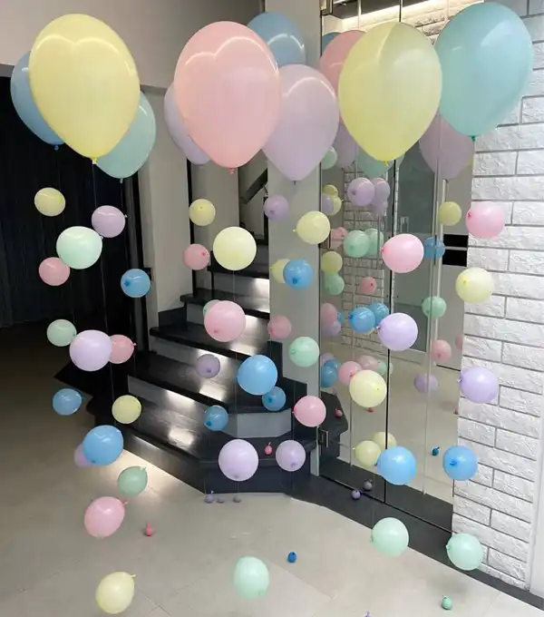 تزیین بادکنک تولد روی دیوار + تزیین منحصربفرد و شیک بادکنک تولد روی دیوار 