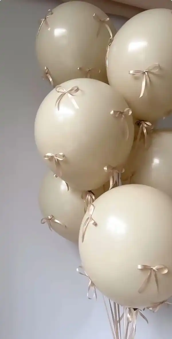 تزیین بادکنک ساده در خانه + ایدههای جذاب و بینظیر تزیین بادکنک ساده در خانه