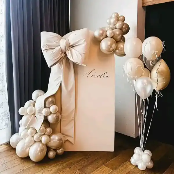 تزیین بادکنک ساده در خانه + ایدههای جذاب و بینظیر تزیین بادکنک ساده در خانه