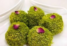 طرز تهیه توپک پسته ای