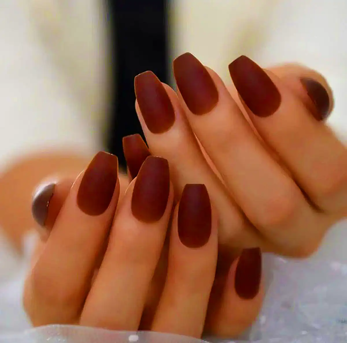 طرح ناخن مات مینیمال
