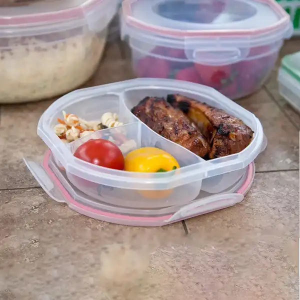 ظروف پلاستیکی درب دار + هماهنگی نظم سلیقه و زیبایی در ظروف پلاستیکی درب دار