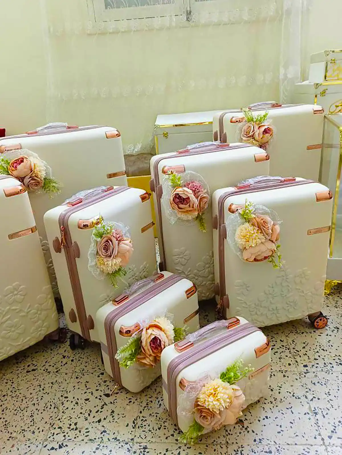 چمدان عروس کلاسیک و لوکس 