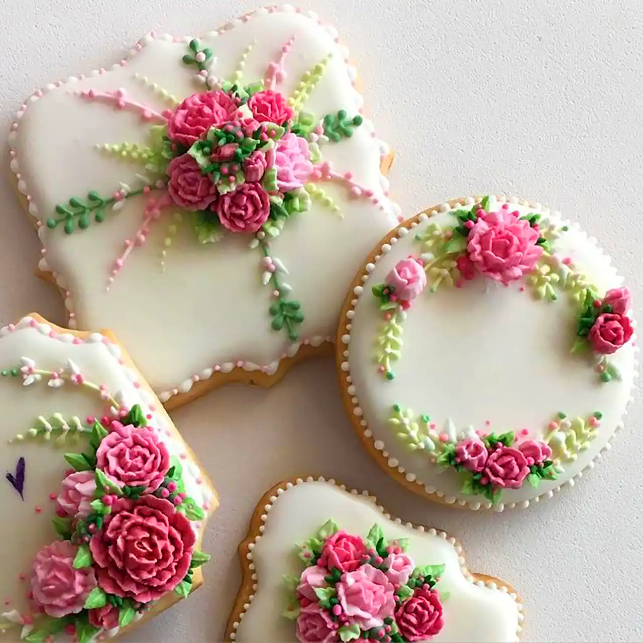 کوکی عاشقانه قلبی صورتی