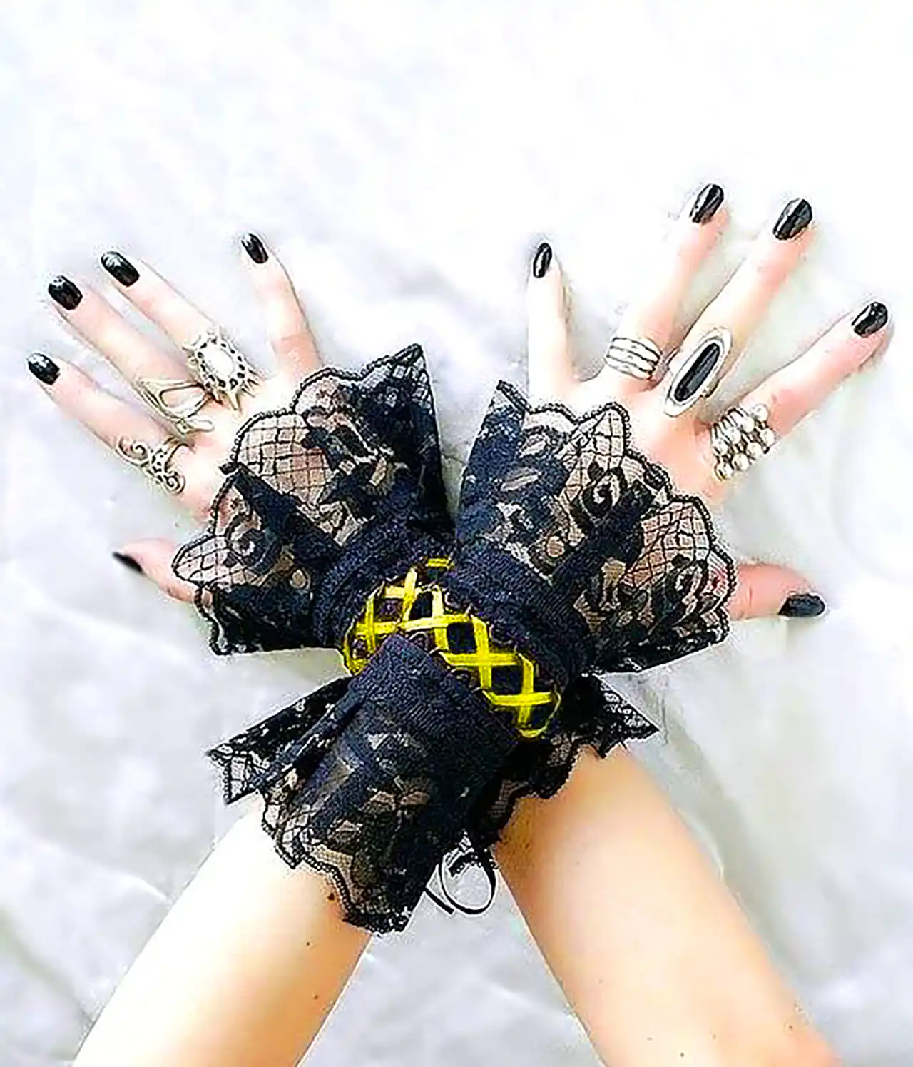 دستبند تور فانتزی مراسم عروسی 