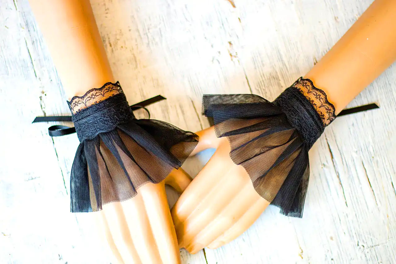 دستبند تور فانتزی مراسم عروسی 