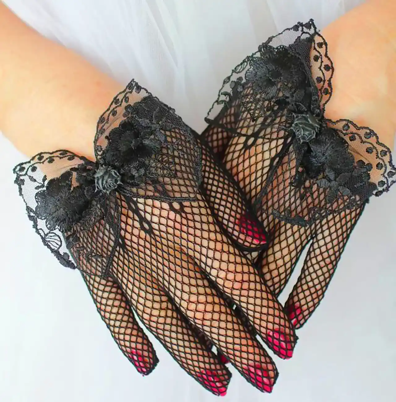 دستکش توری مشکی مجلسی 