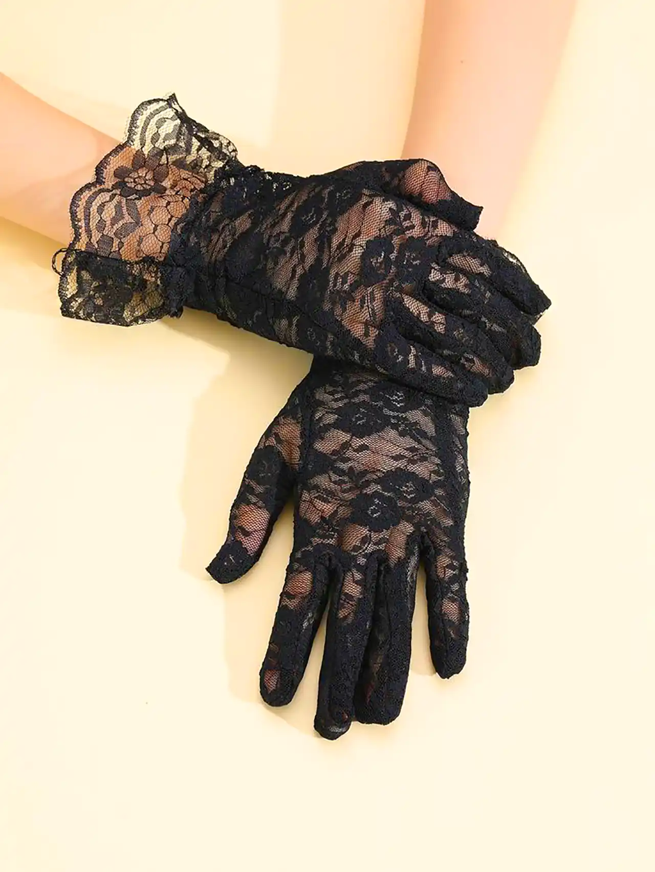 دستکش توری مشکی مجلسی 