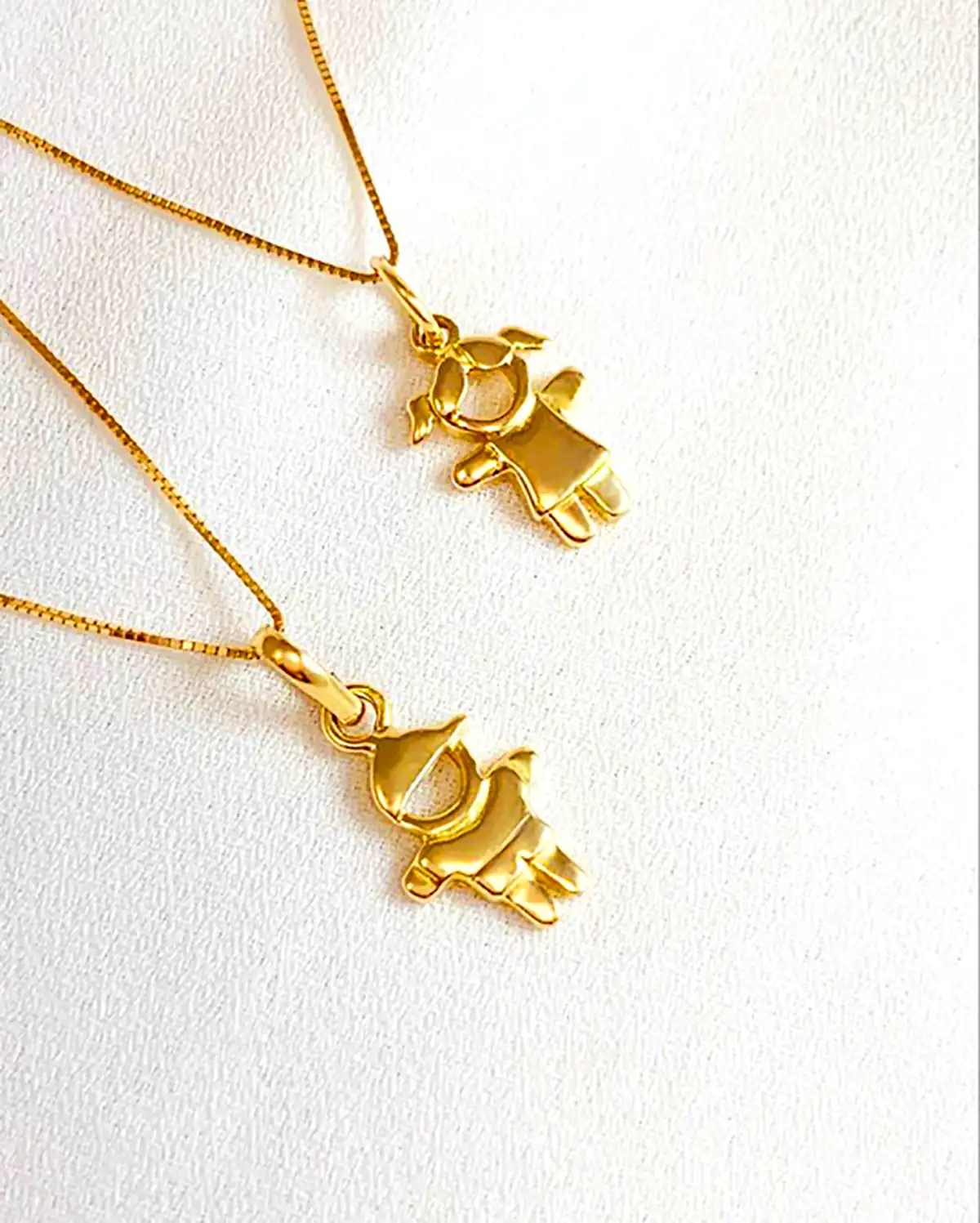 گردنبند طلا نگین دار خانواده