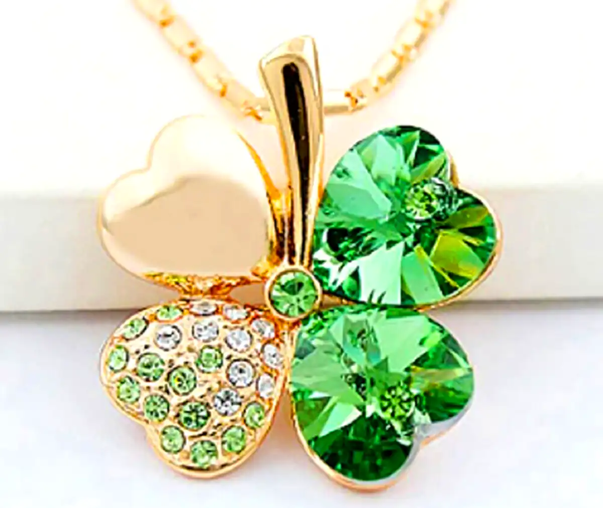 گردنبند طلا شبدر شانس نگین دار