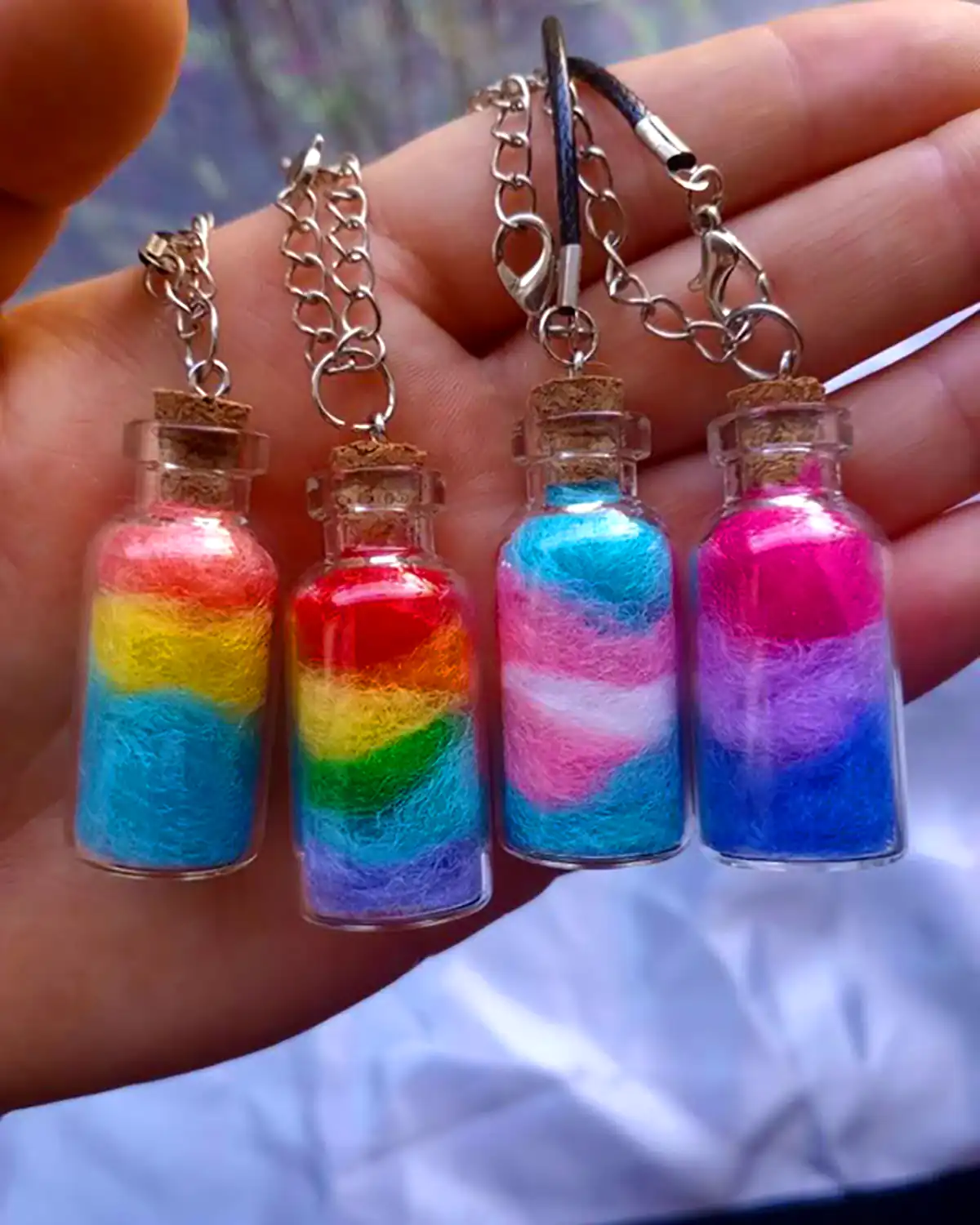 جاکلیدی بطری رنگین کمان