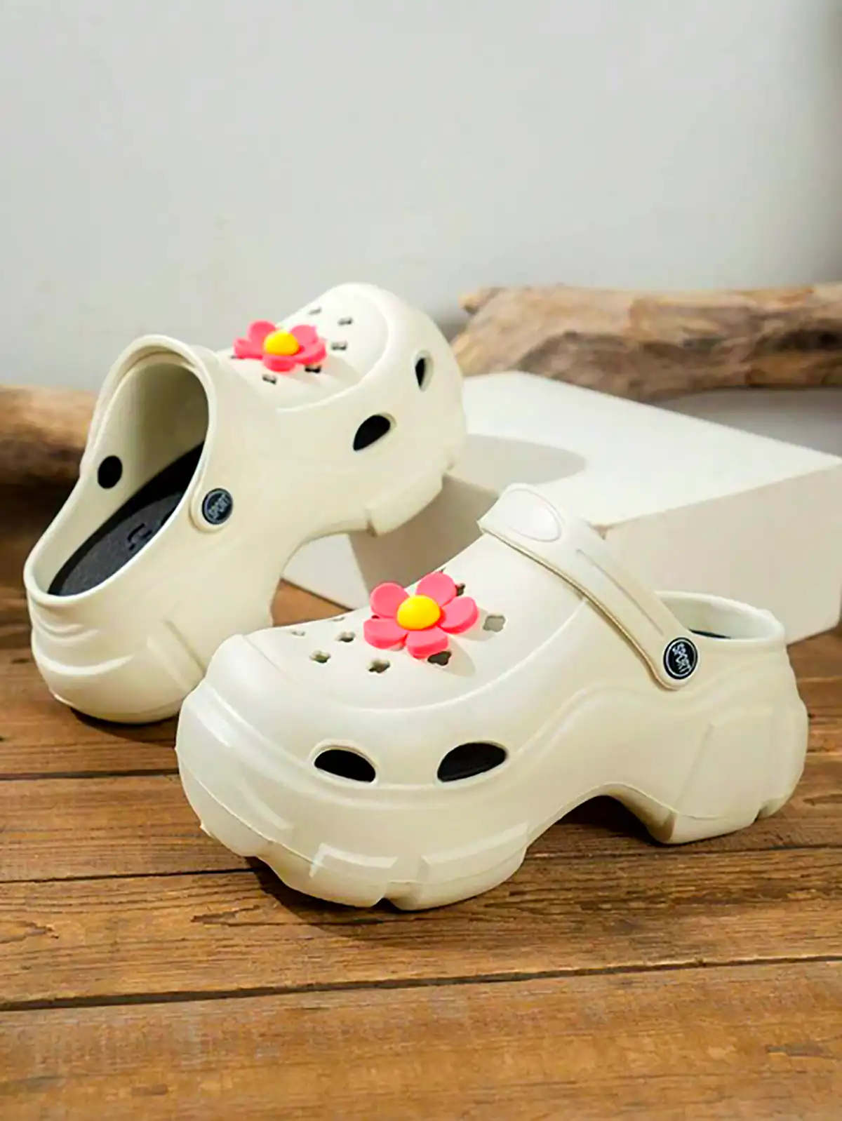 کفش راحتی دخترانه شیک