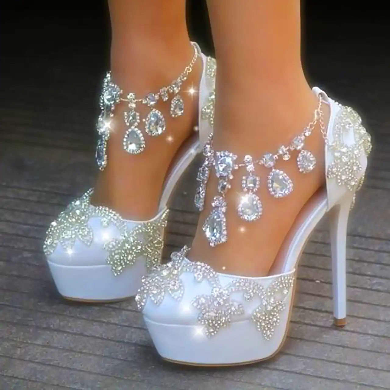 کفش پاشنه بلند عروس 