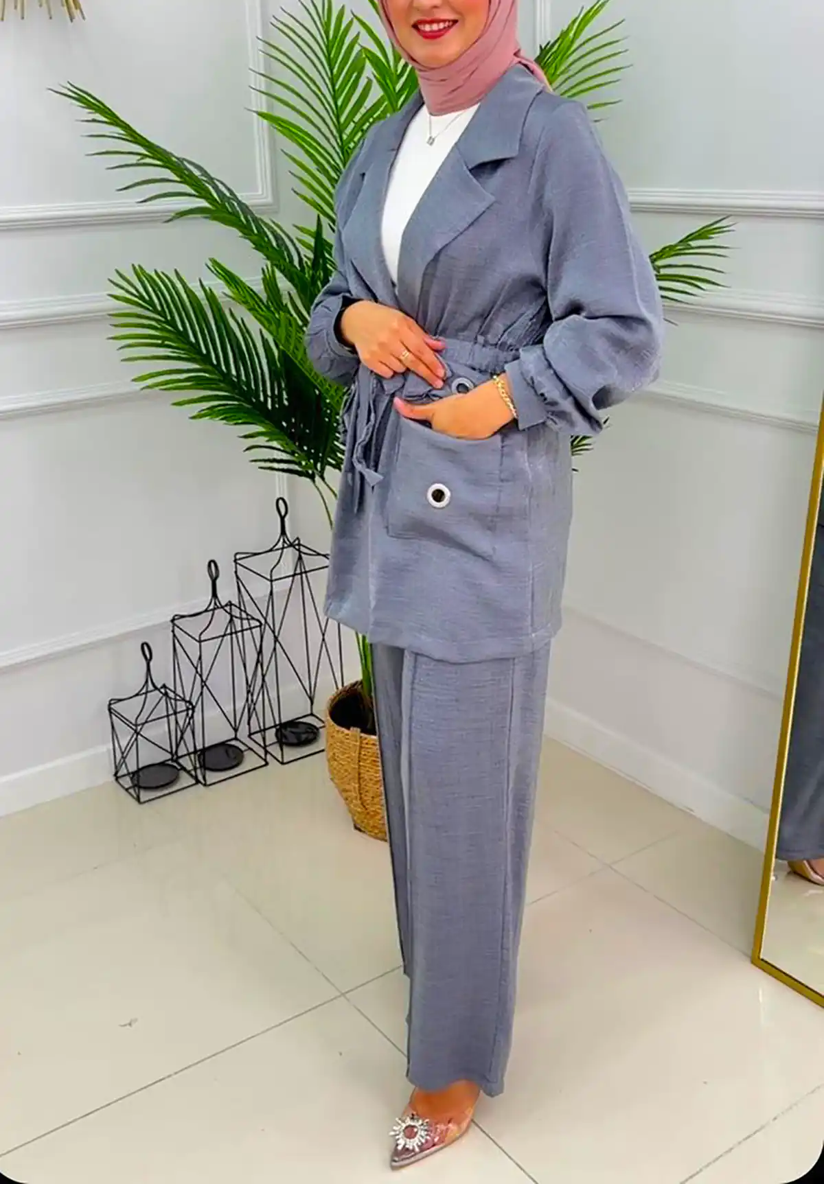 مانتو خاص زنانه با طراحی منحصر به فرد