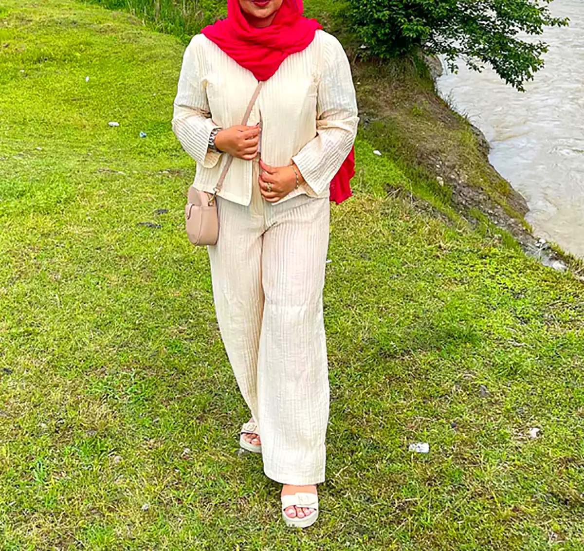 مانتو خوش دوخت مزونی نخی