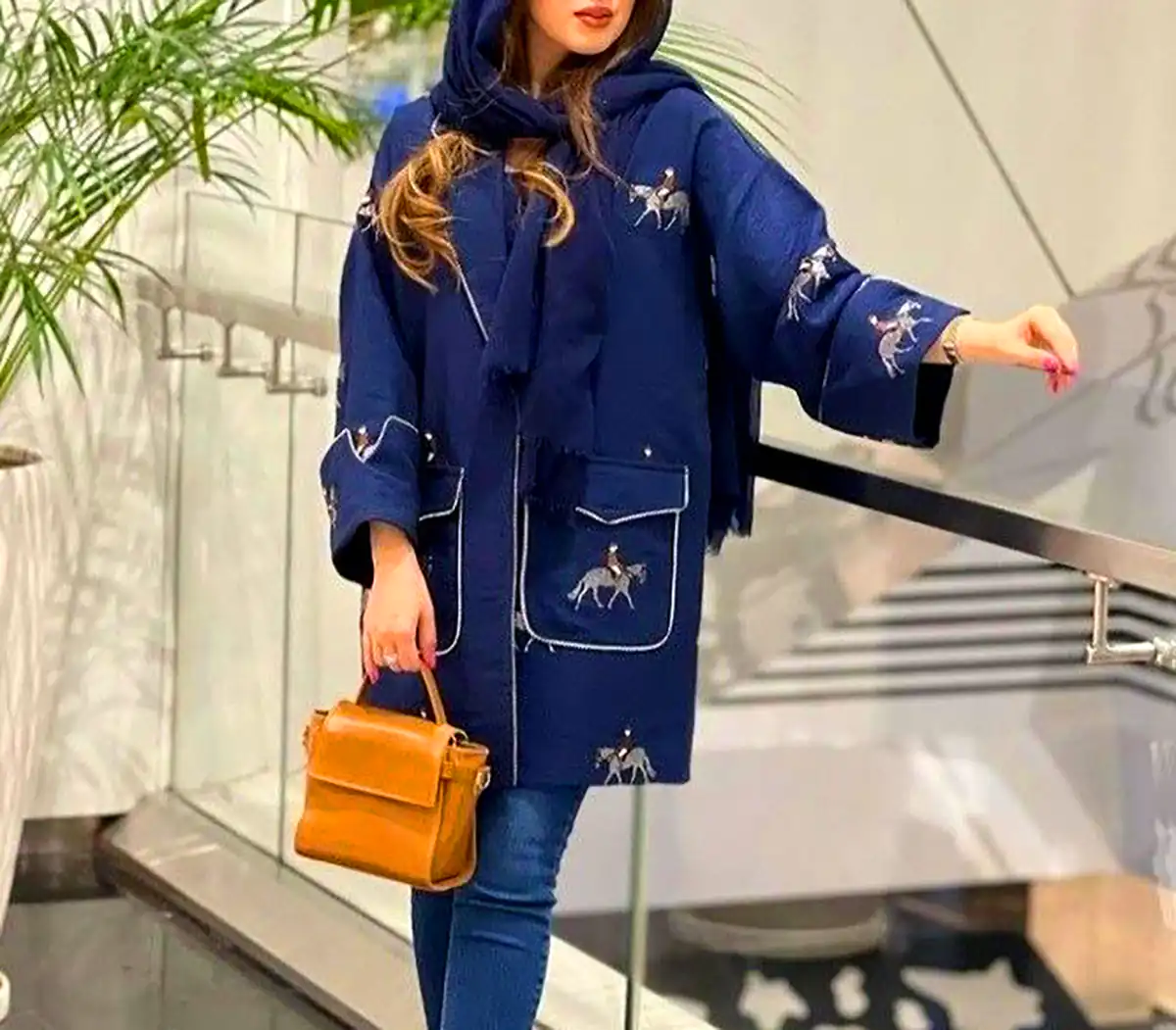 مانتو رنگی شاد با طراحی فانتزی