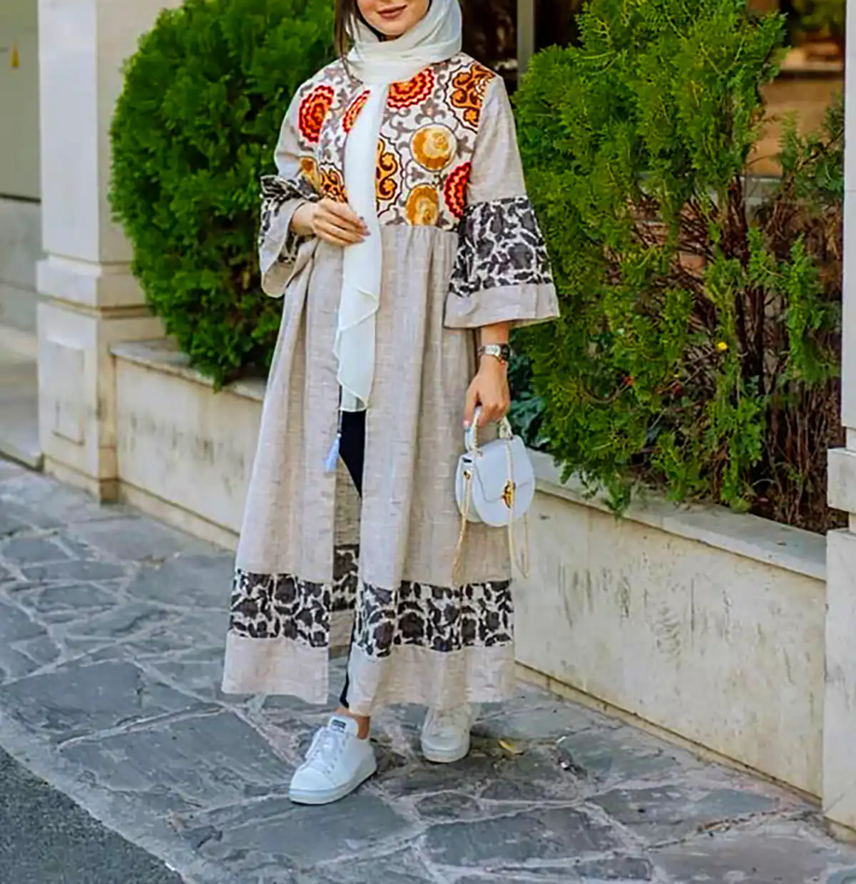 مانتو طرحدار شیک دخترانه