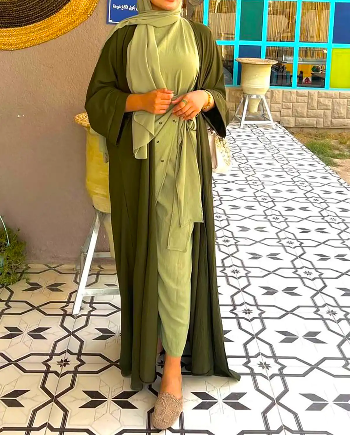 مانتو زنانه با طراحی خاص