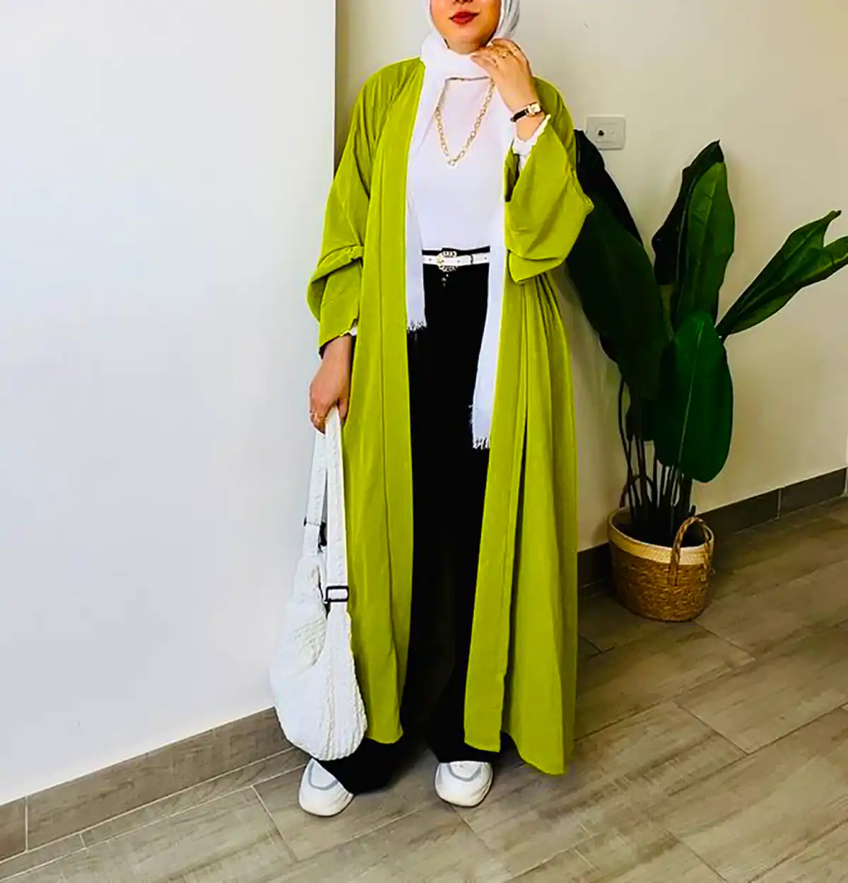 مانتو زنانه با طراحی خاص