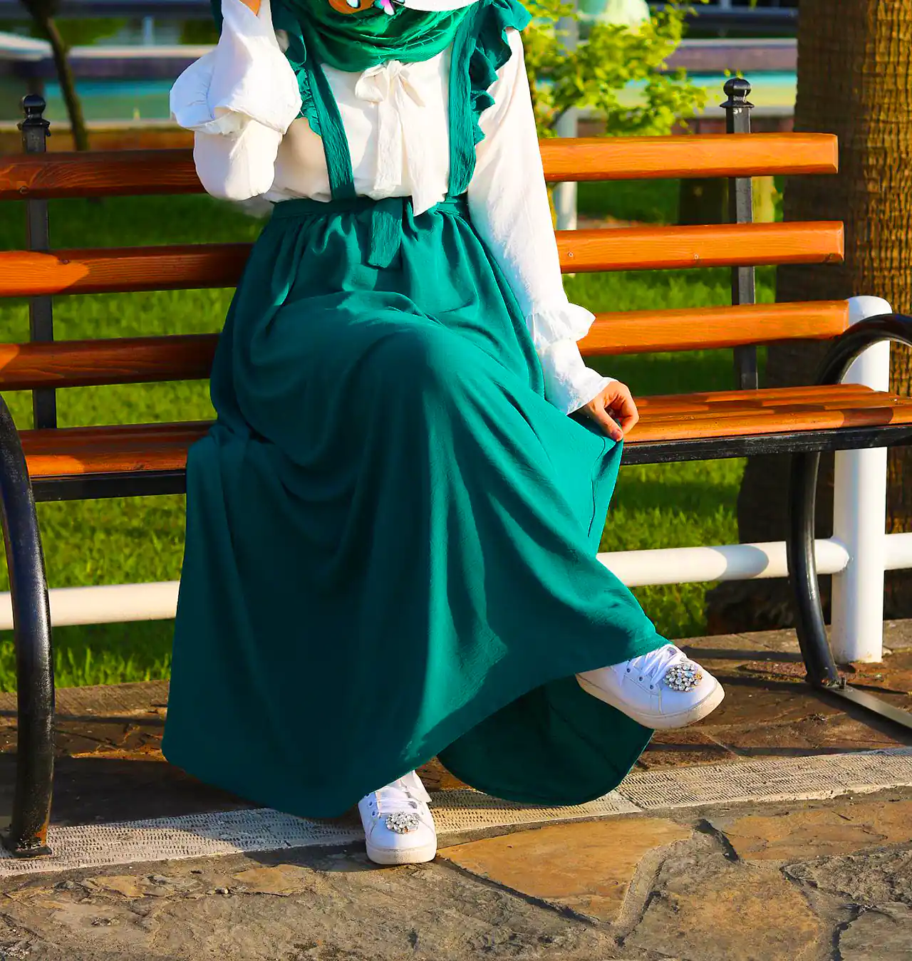 مانتو پوشیده با طراحی ایرانی اصیل