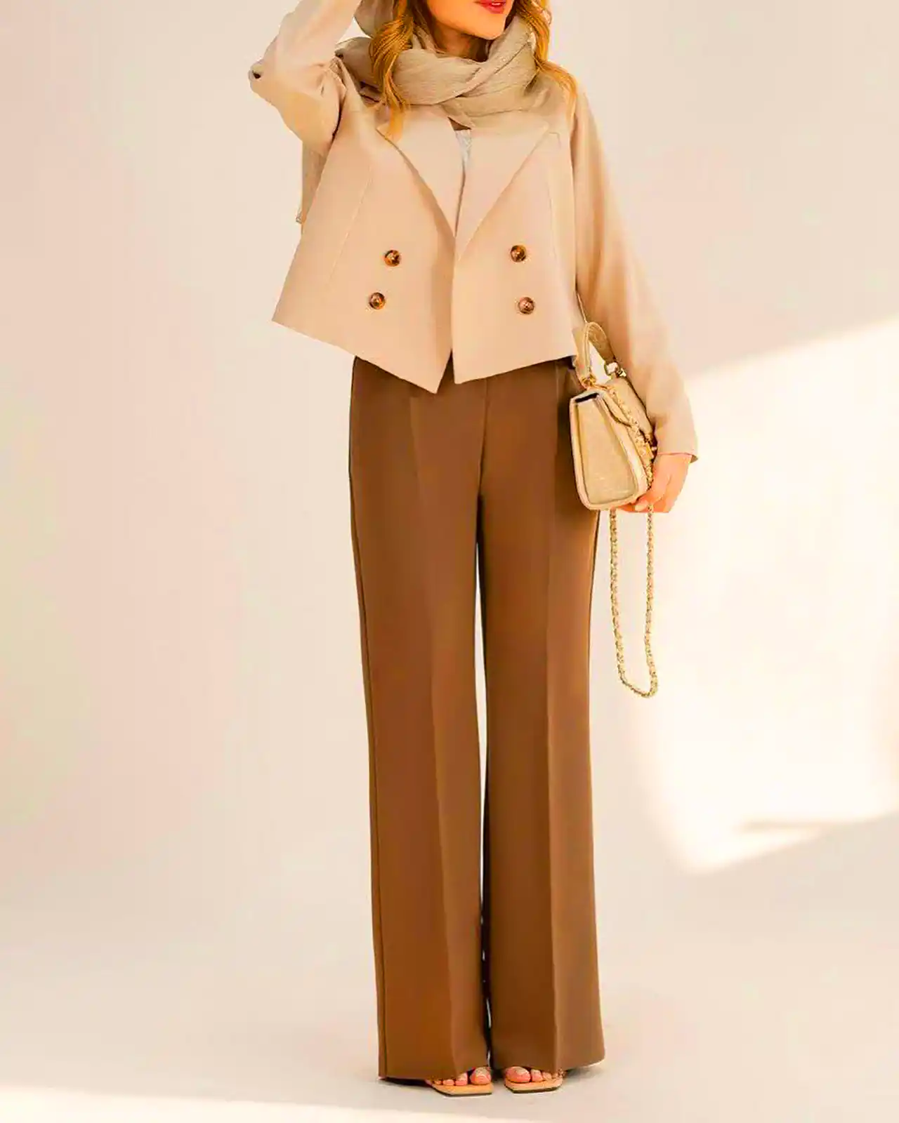 مدل مانتو با برش آزاد و راحت