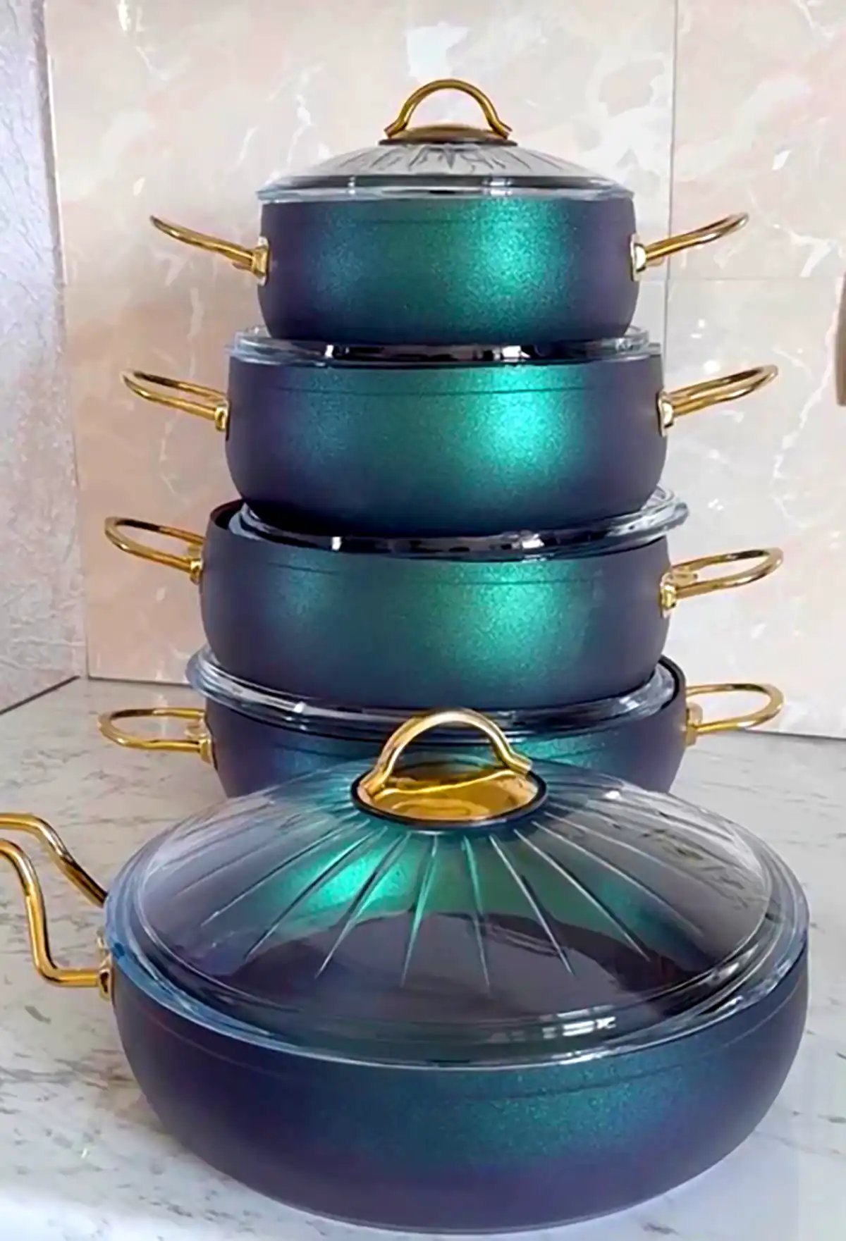 سرویس پخت و پز رنگی شیک