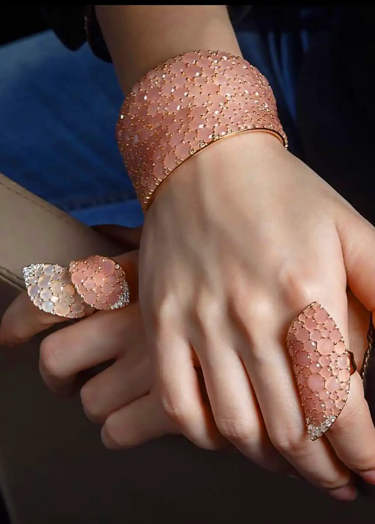 ست دستبند و انگشتر لاکچری 