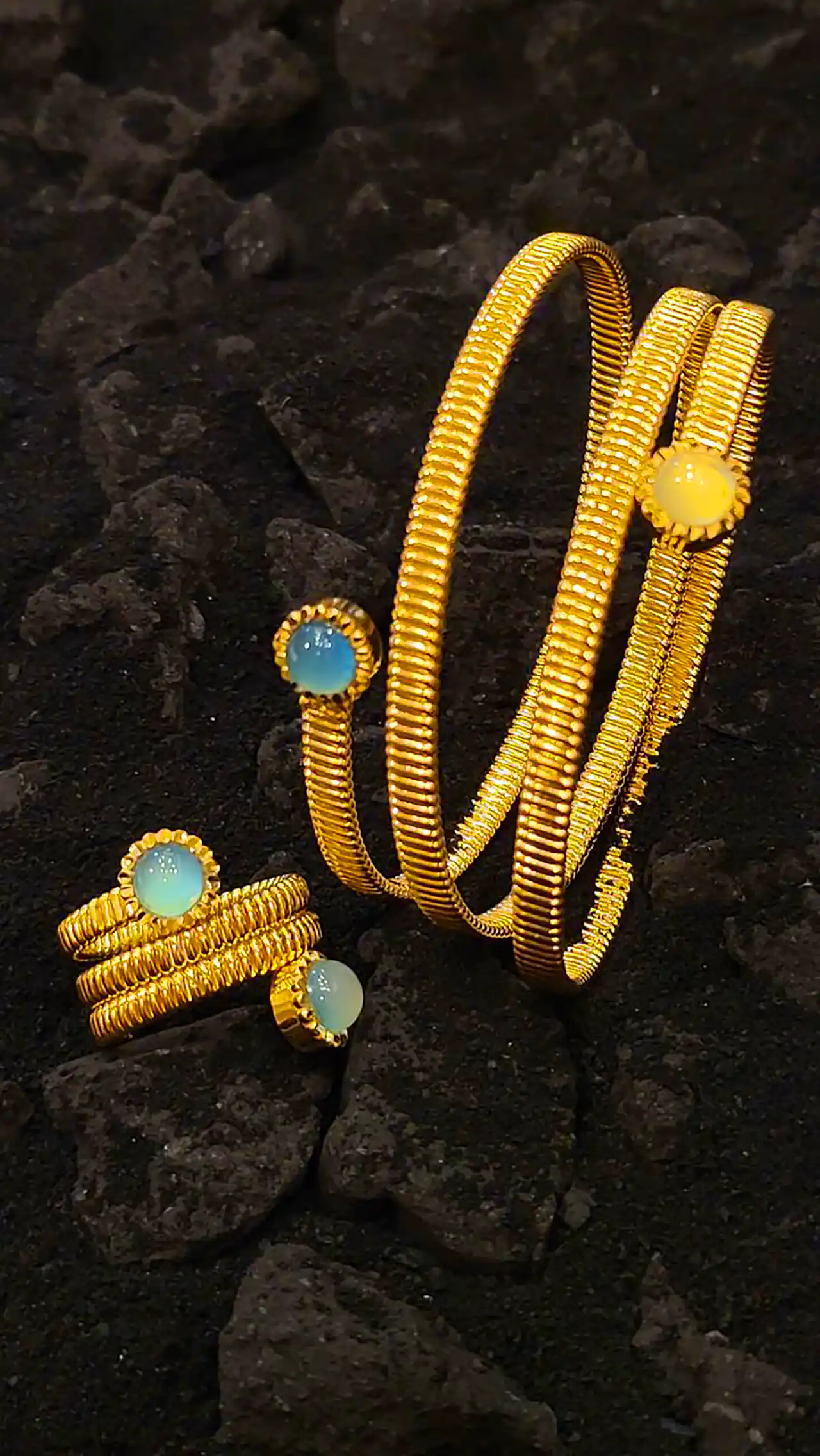 ست دستبند و انگشتر لاکچری 