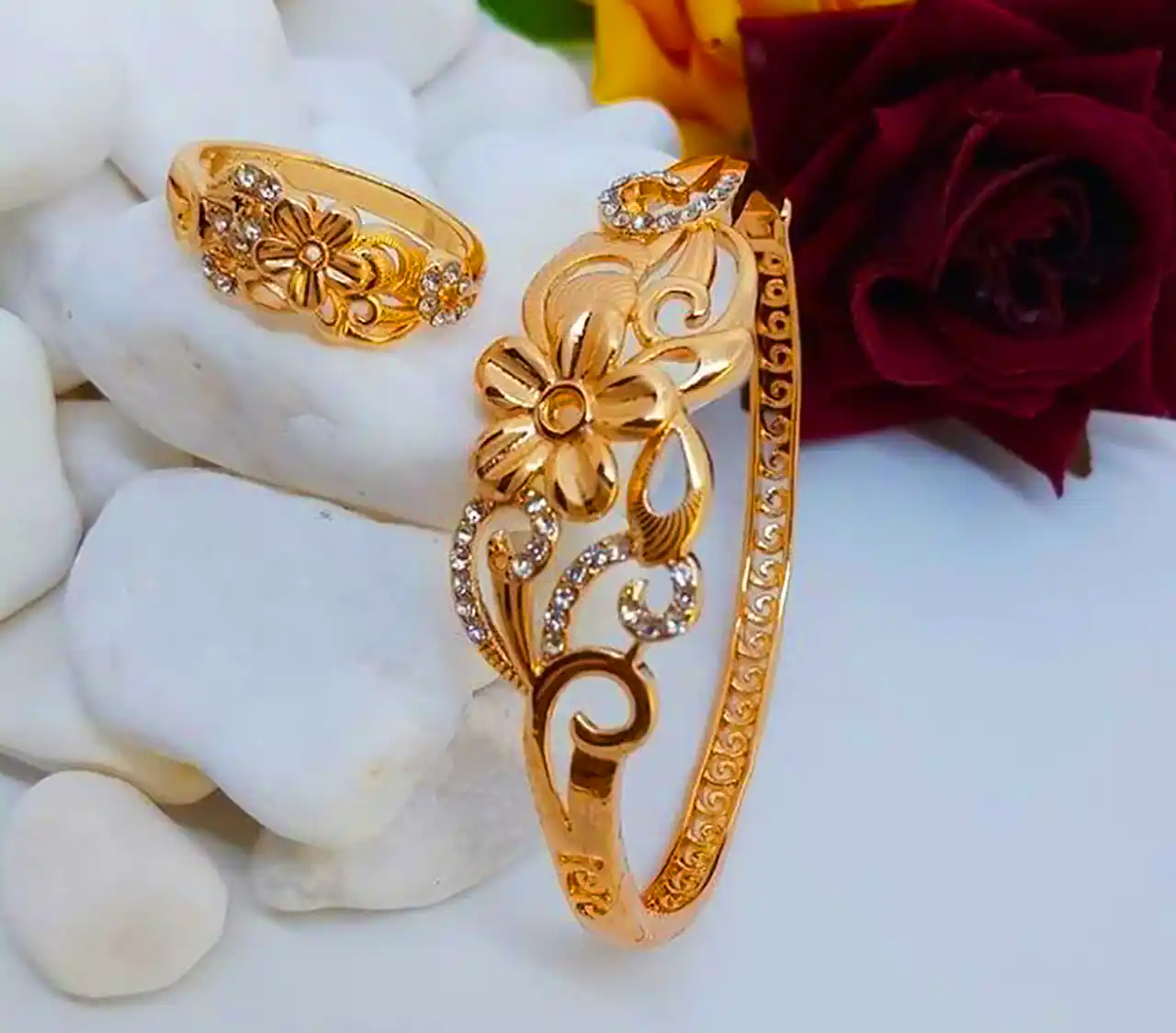 ست دستبند و انگشتر لاکچری 