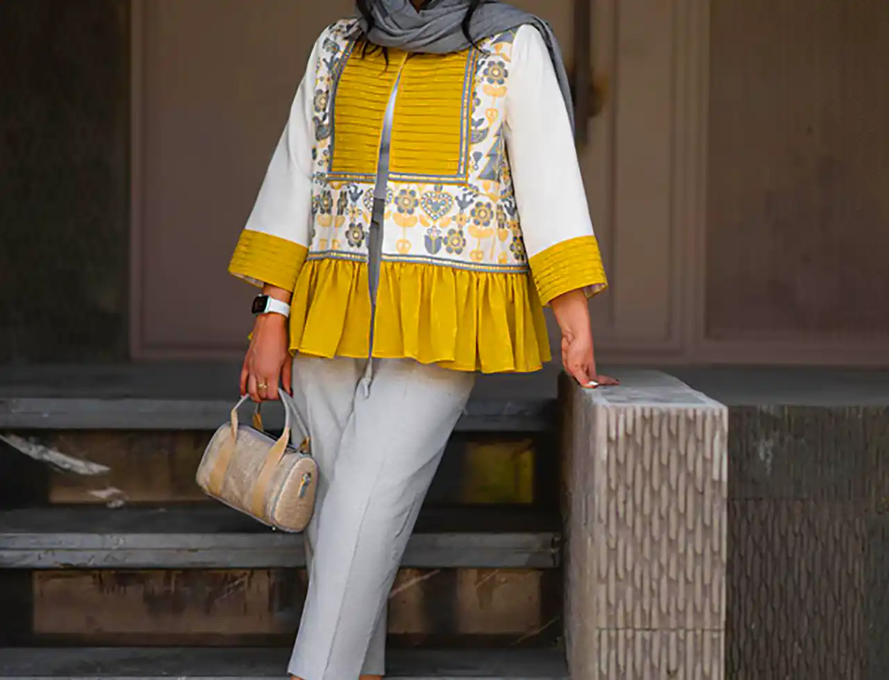 استایل زنانه دخترانه شاد رنگی 