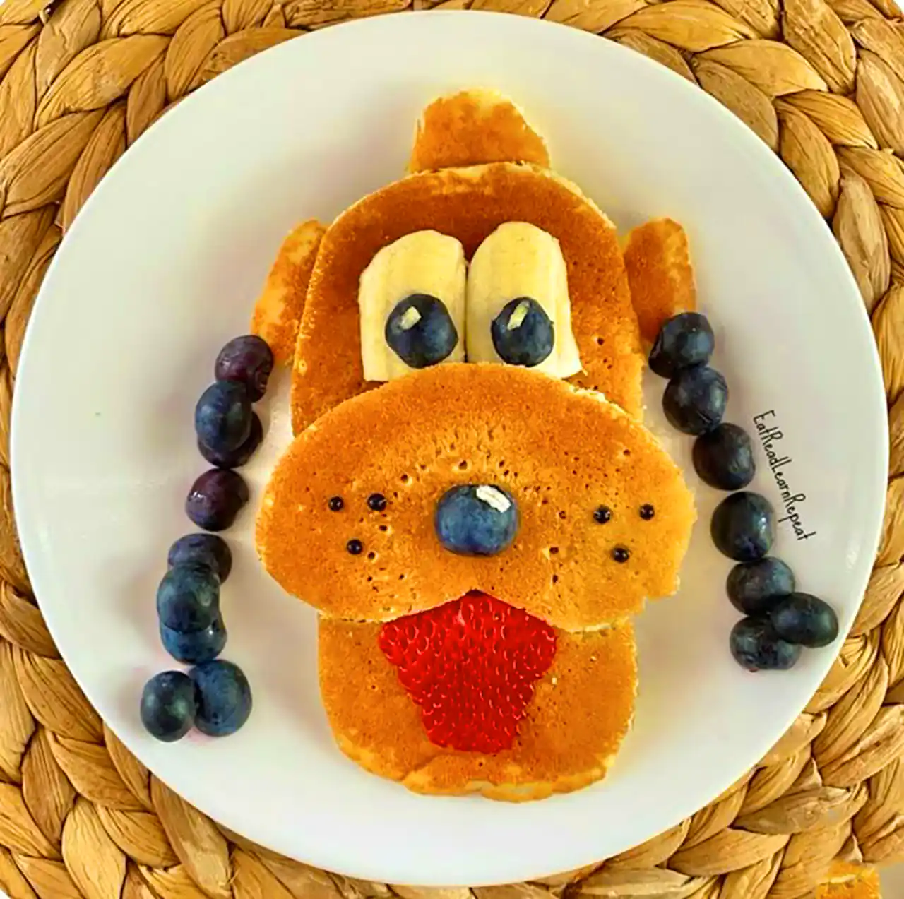 تزئین حرفه ای و شیک پنکیک خونگی