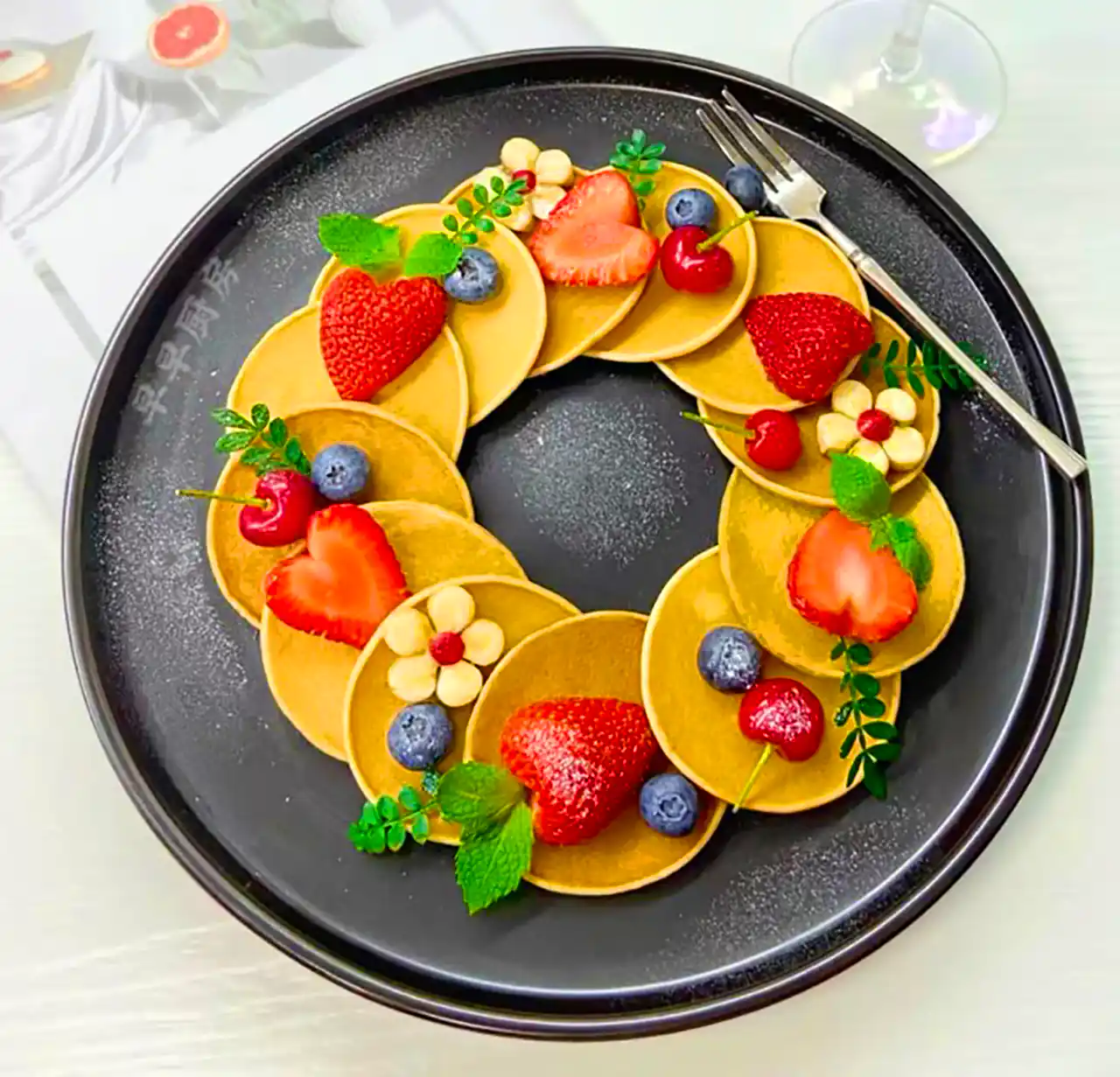 تزئین حرفه ای و شیک پنکیک خونگی