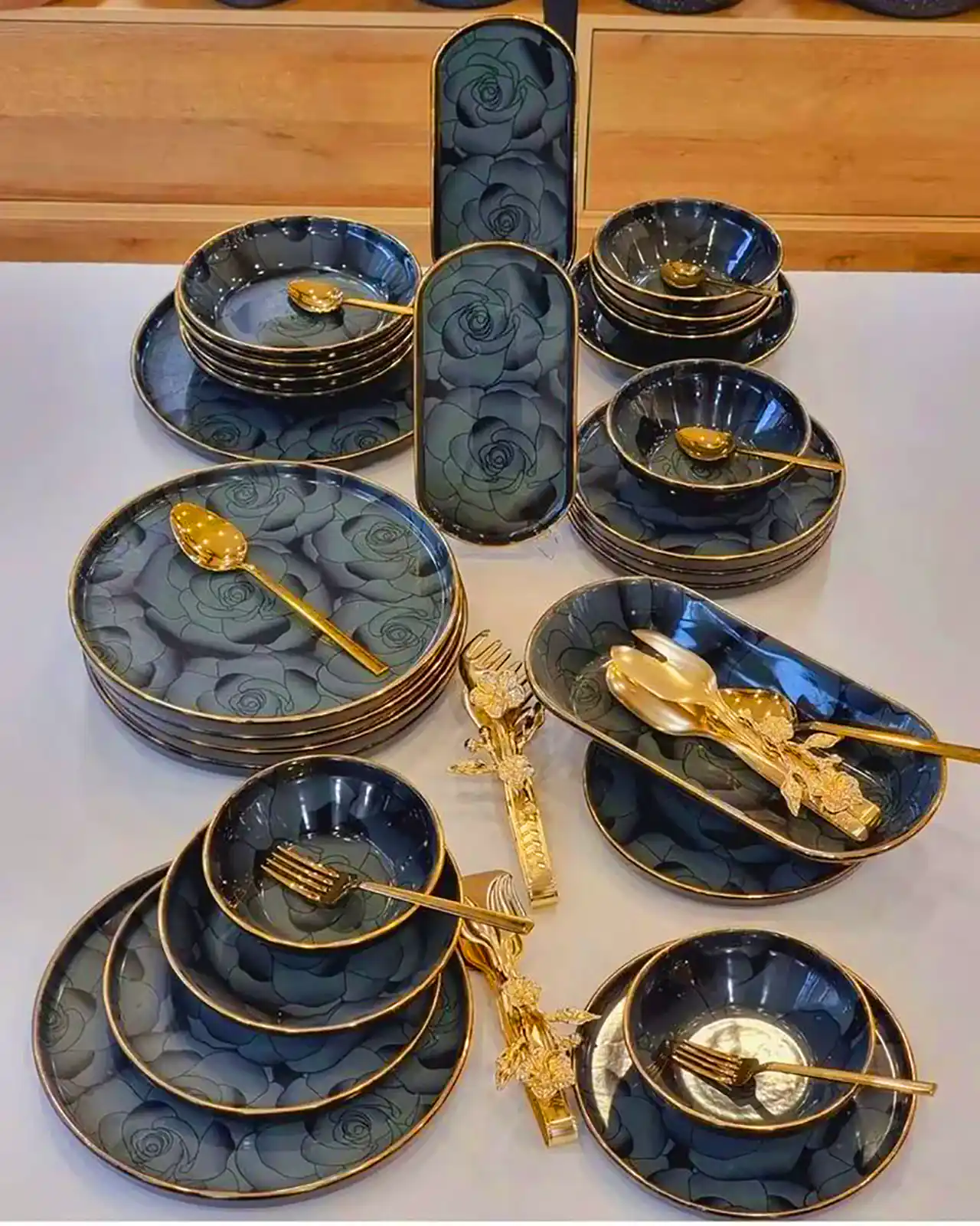 ظروف پذیرایی کلاسیک مدرن