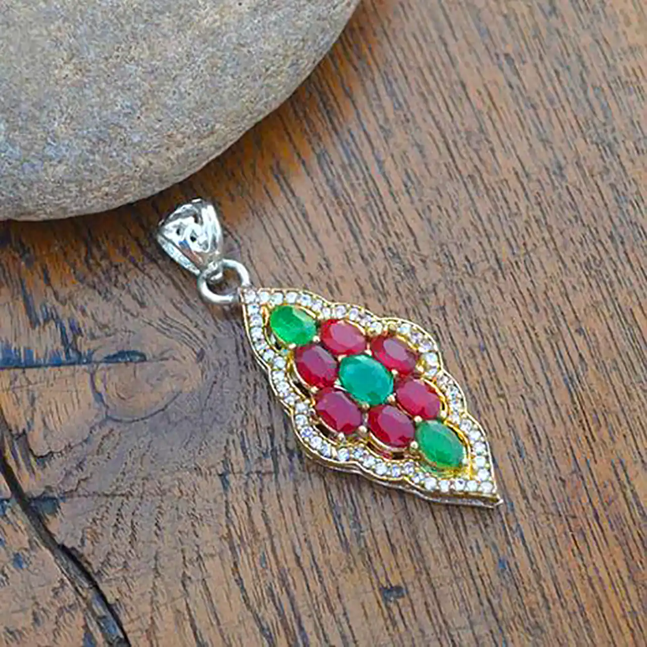 اکسسوری فشن هنری 