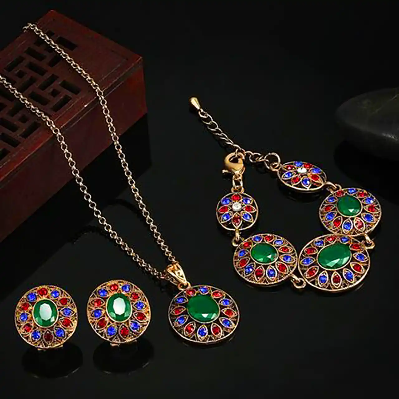 اکسسوری فشن هنری 