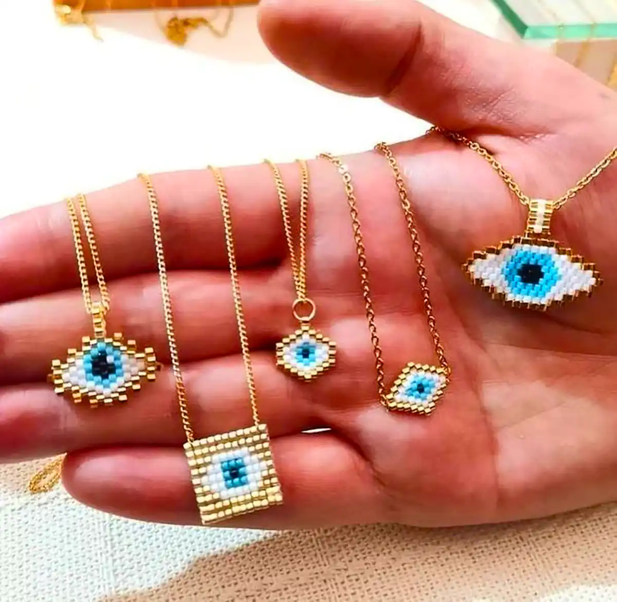 اکسسوری دستساز دخترانه