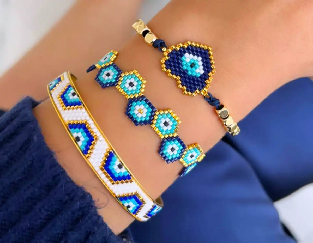 اکسسوری دستساز دخترانه