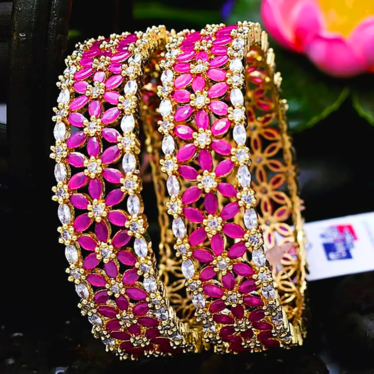 النگو با سنگ جواهر لوکس