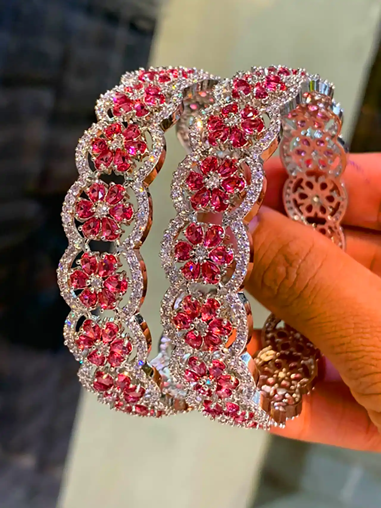 النگو با سنگ جواهر لوکس