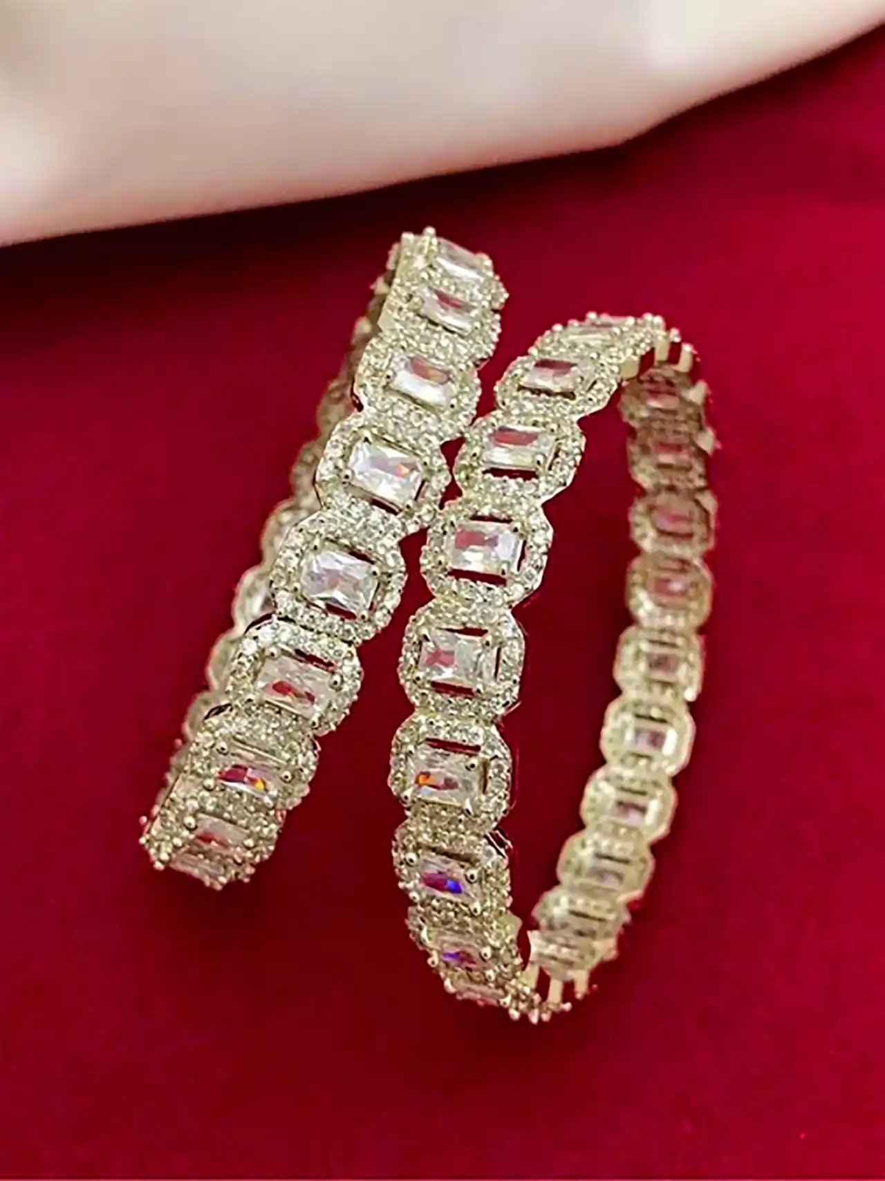 النگو با سنگ جواهر لوکس