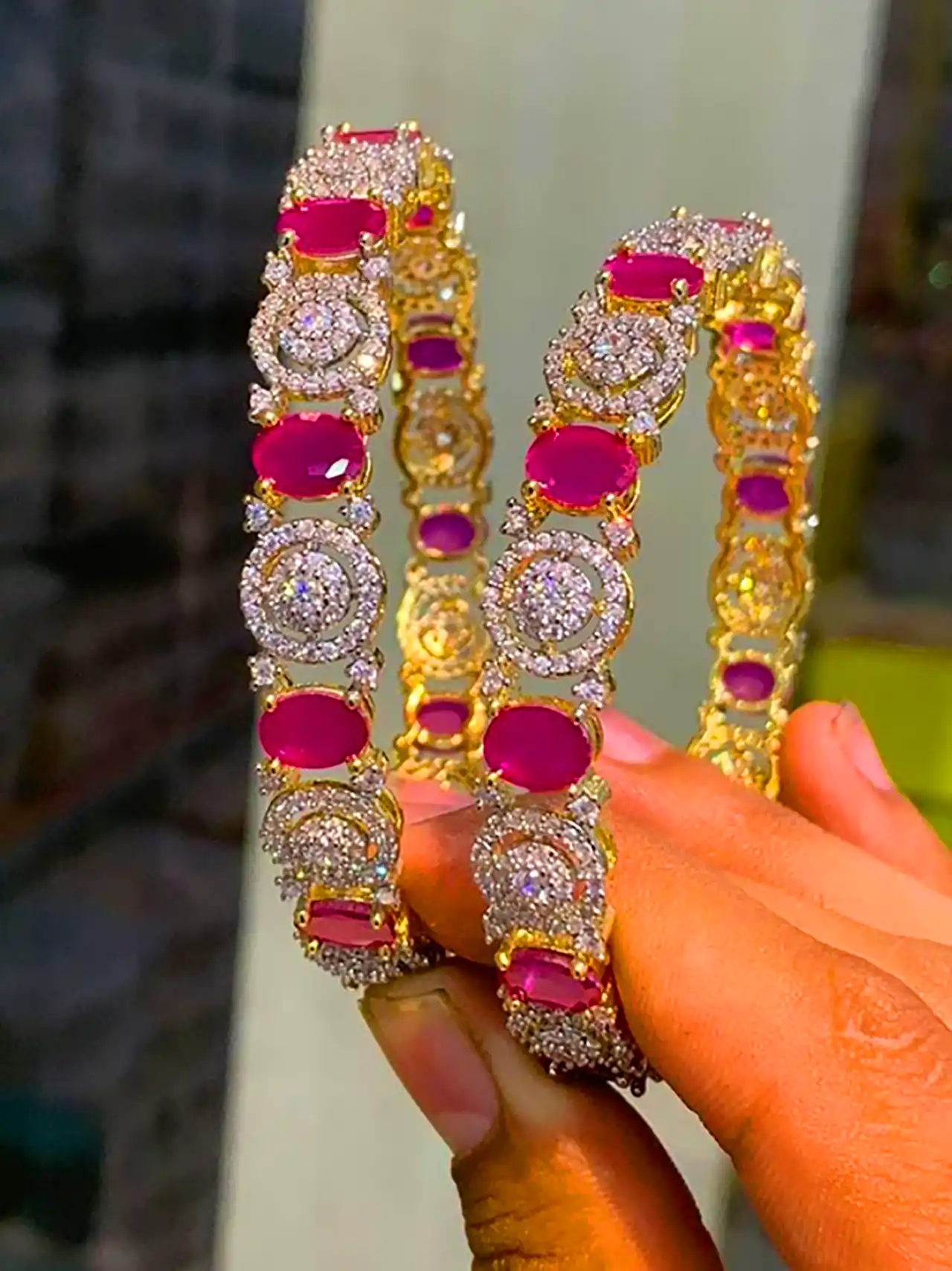 النگو با سنگ جواهر لوکس