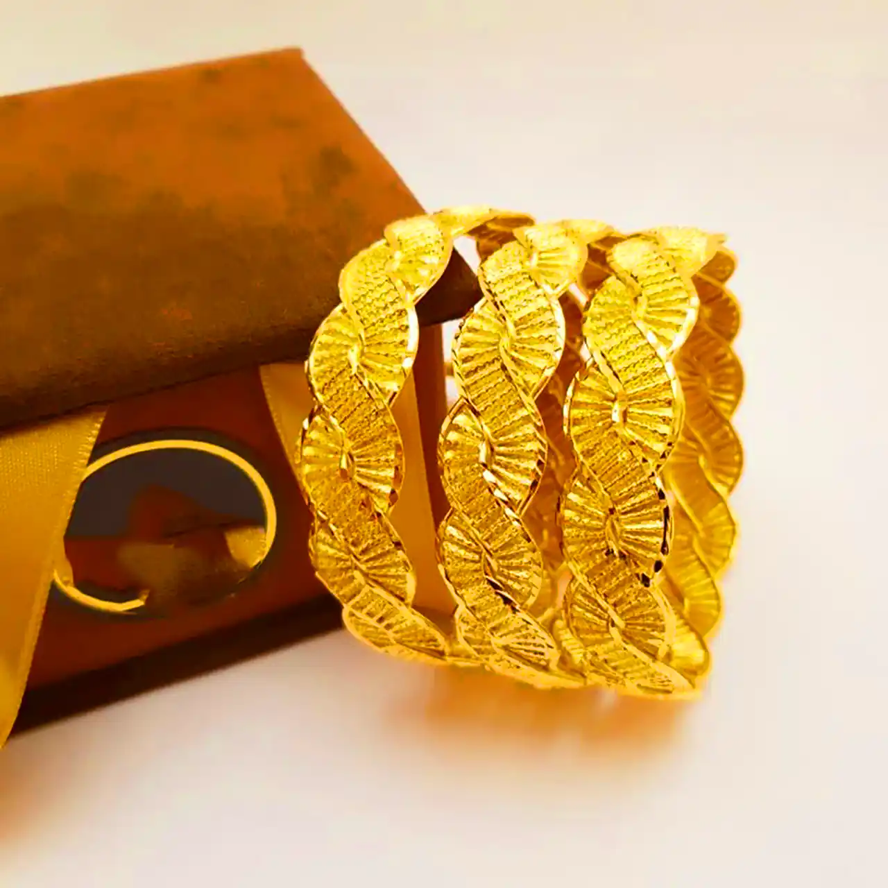 النگو زنانه طلا لوکس