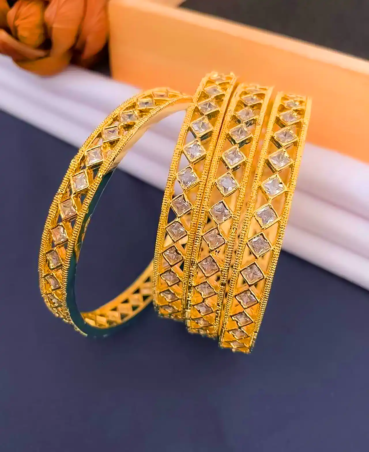 النگو زنانه طلا لوکس