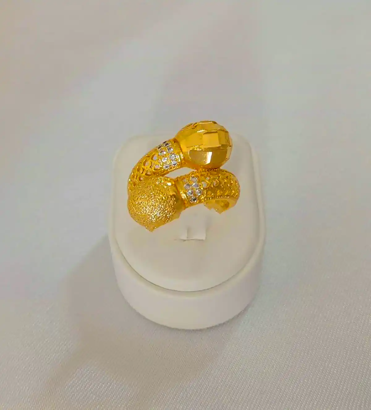 انگشتر نمادار نامزدی